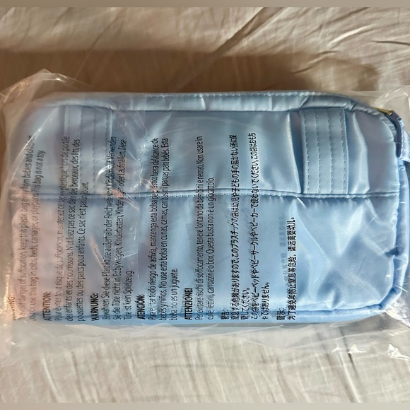 Lug Coupe XL Plus Convertible Crossbody Bag in Bubble Blue - Picture 8 of 9